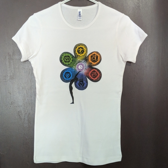 Bella yoga tee chakra girl - Picture 2 of 4